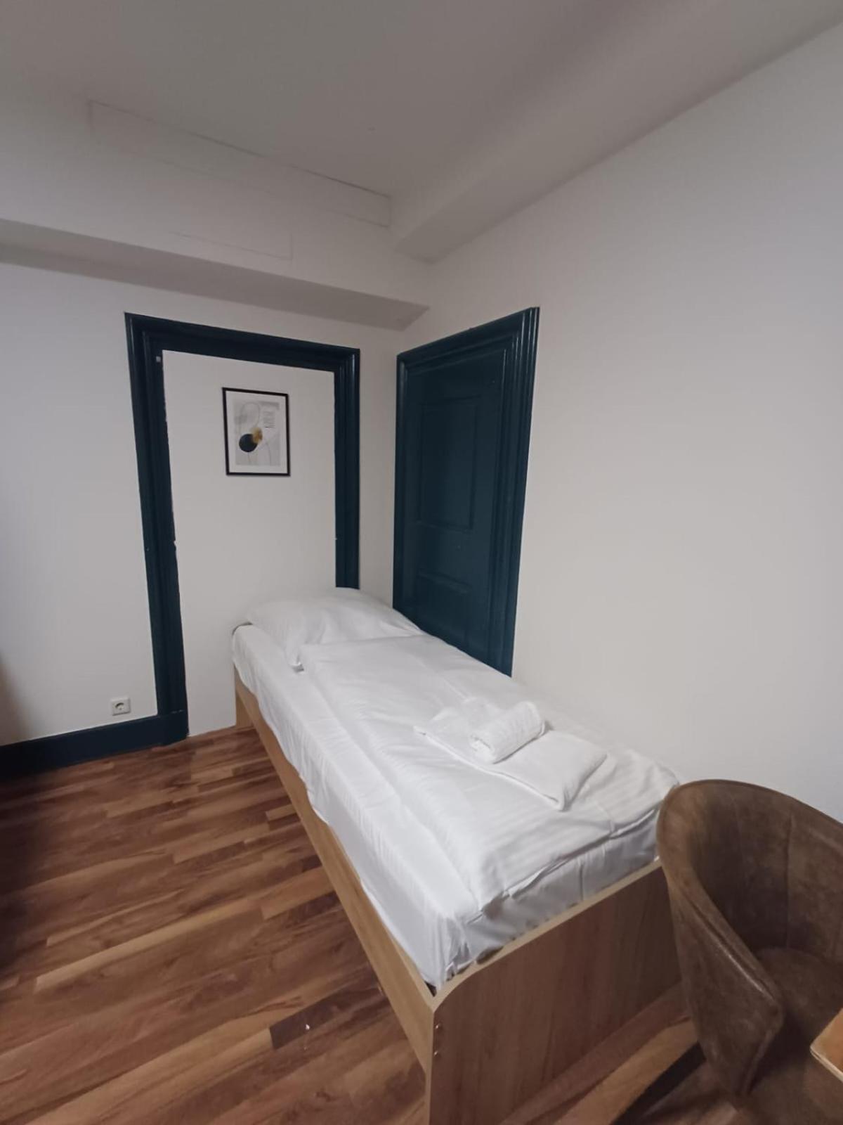 Crown Living Villa Blumenau Studios, Smarttv, Parkplatz 루스테나우 외부 사진