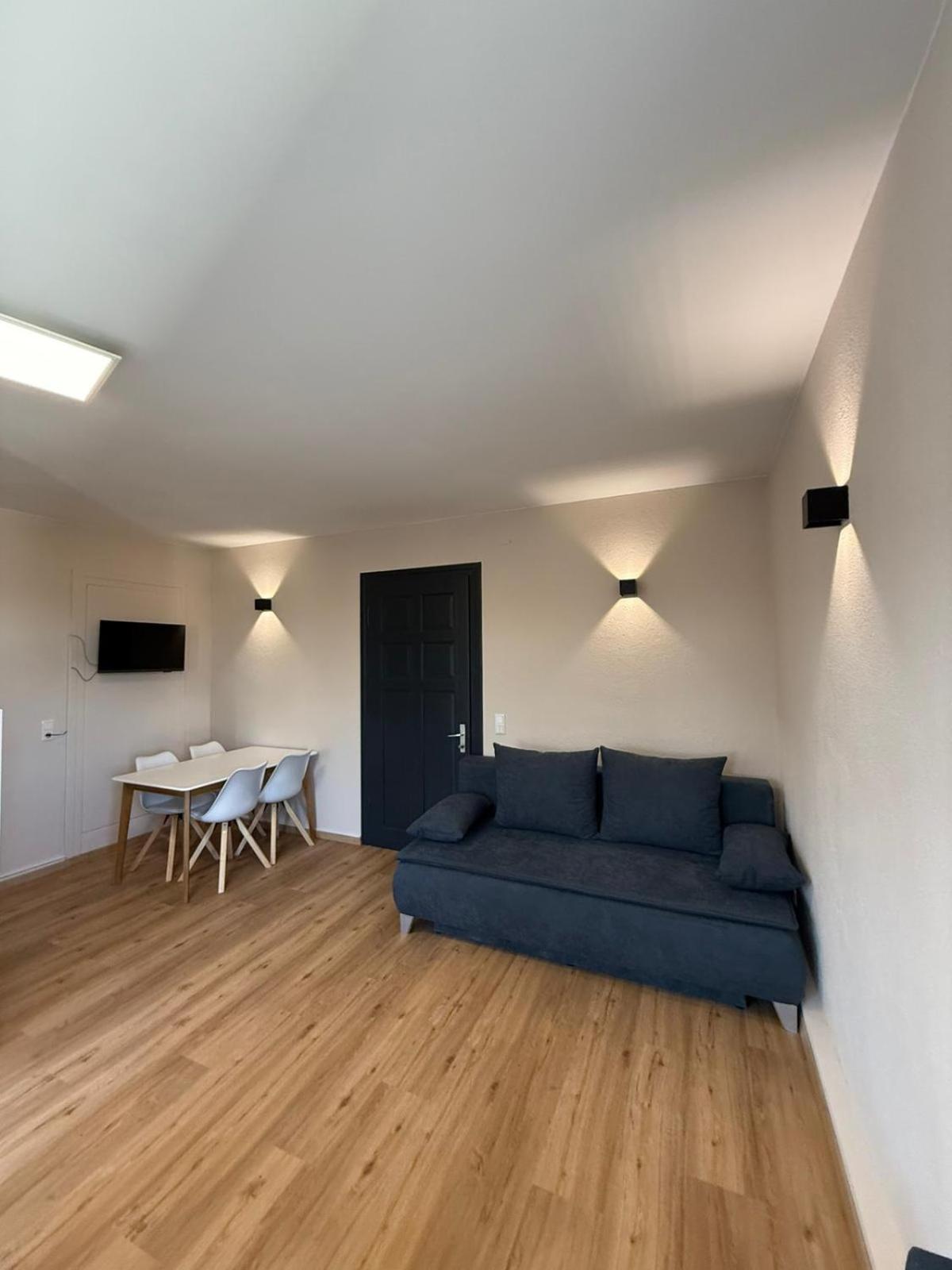 Crown Living Villa Blumenau Studios, Smarttv, Parkplatz 루스테나우 외부 사진
