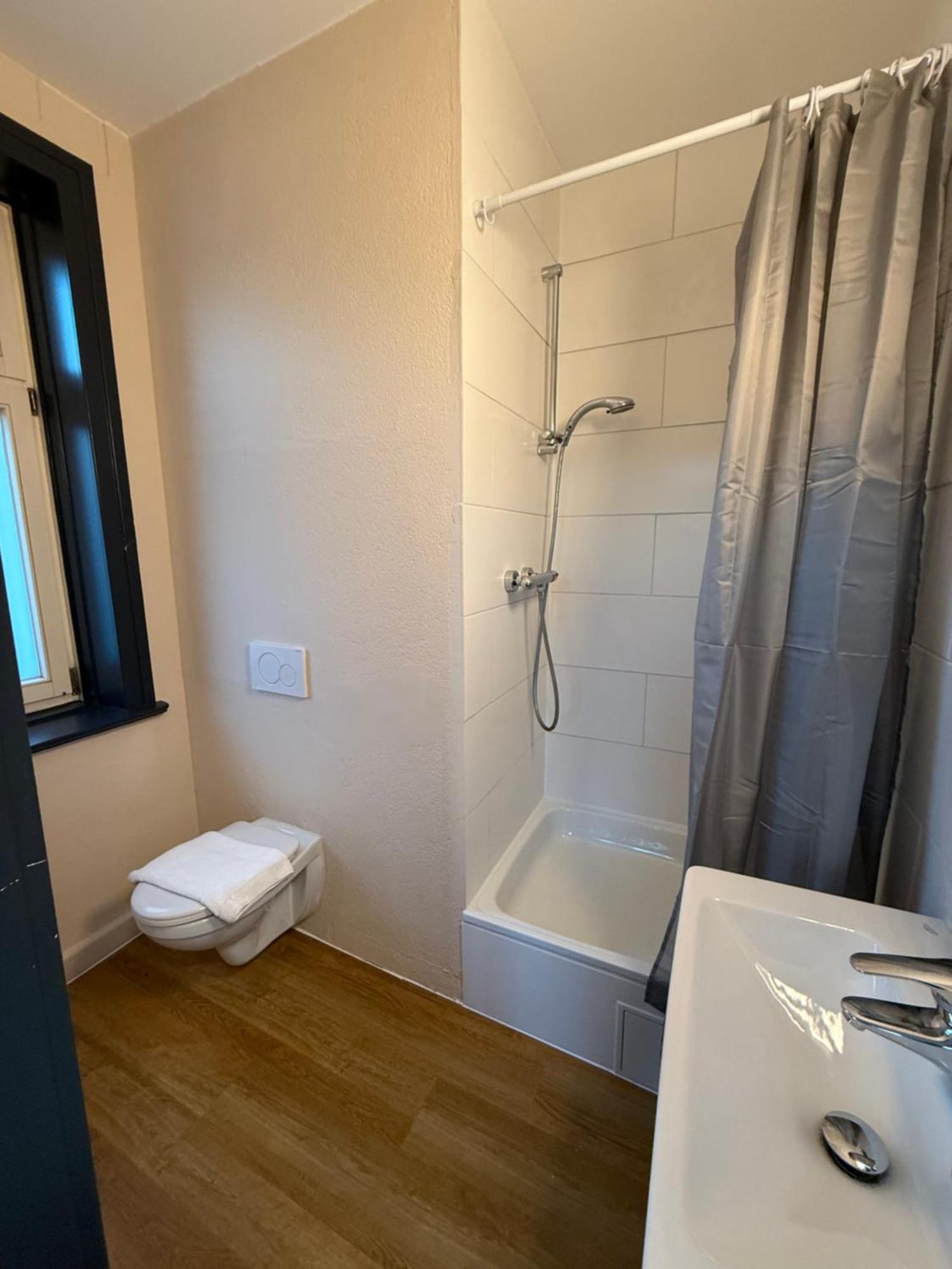 Crown Living Villa Blumenau Studios, Smarttv, Parkplatz 루스테나우 외부 사진