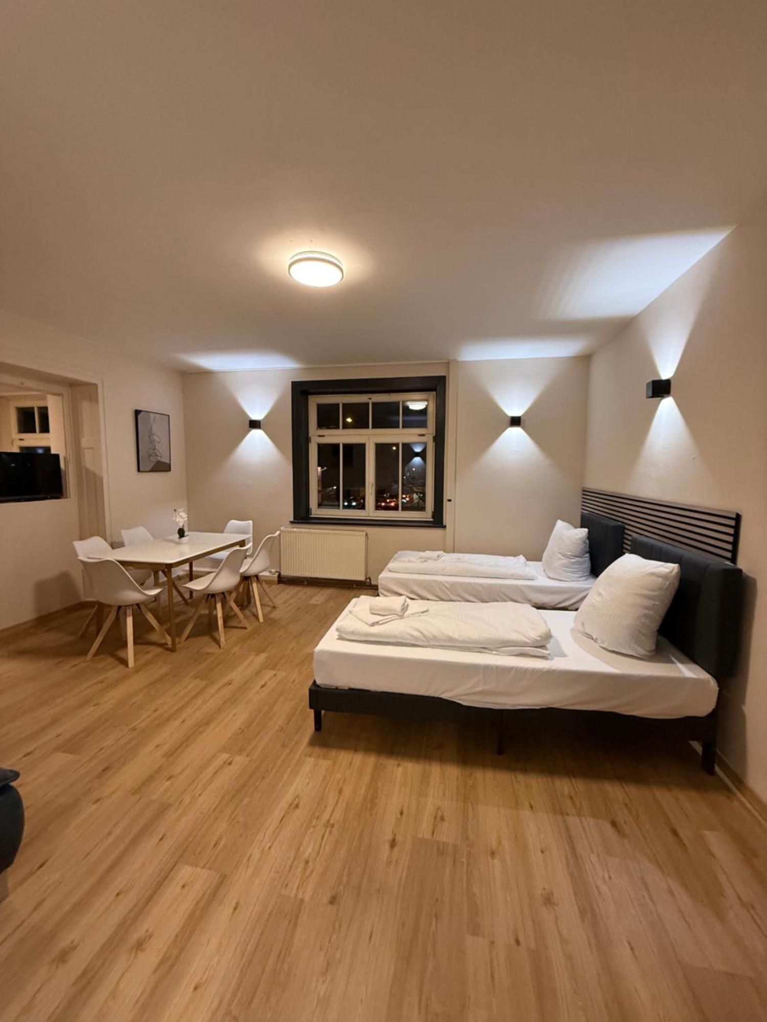 Crown Living Villa Blumenau Studios, Smarttv, Parkplatz 루스테나우 외부 사진