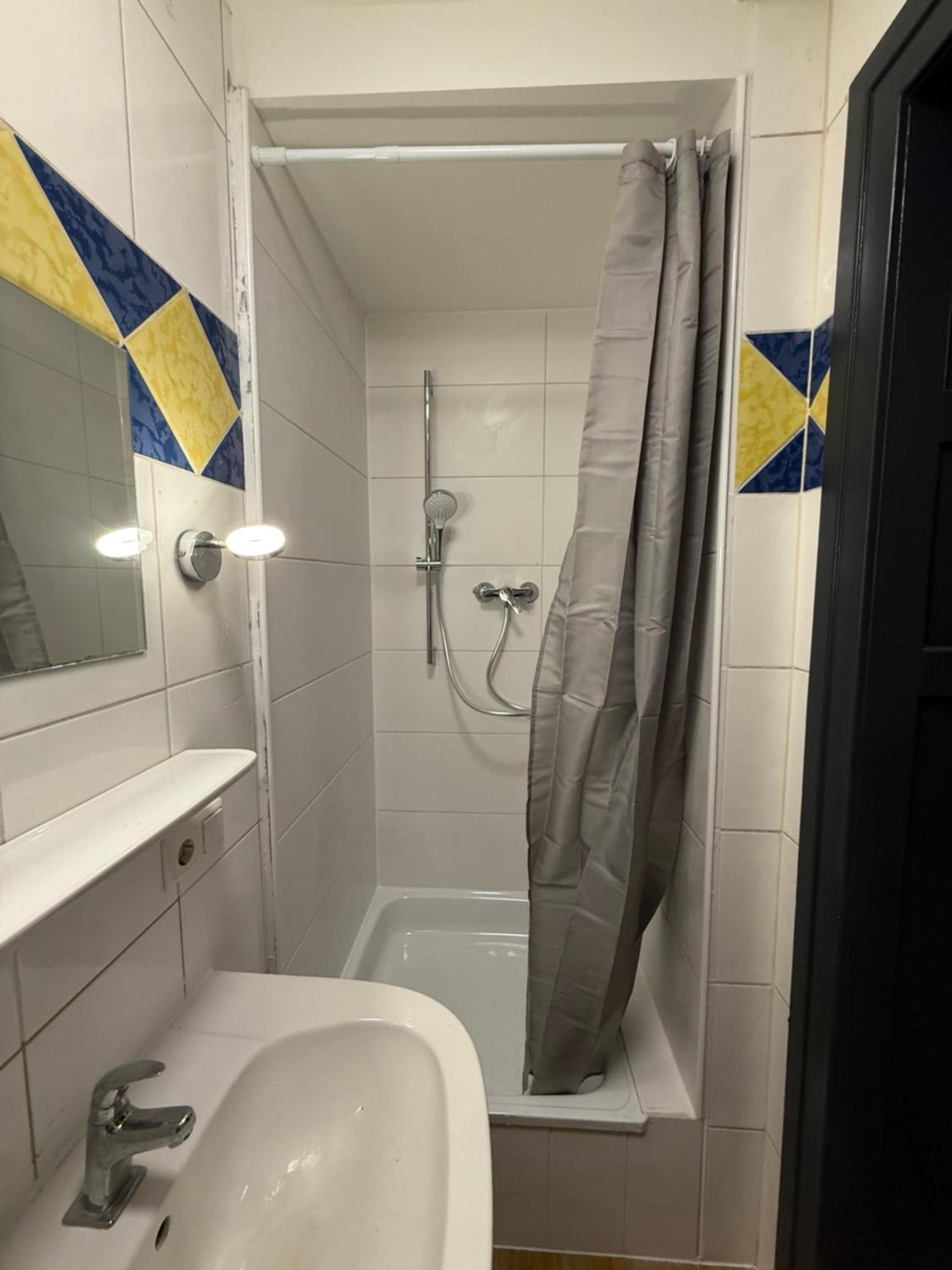 Crown Living Villa Blumenau Studios, Smarttv, Parkplatz 루스테나우 외부 사진