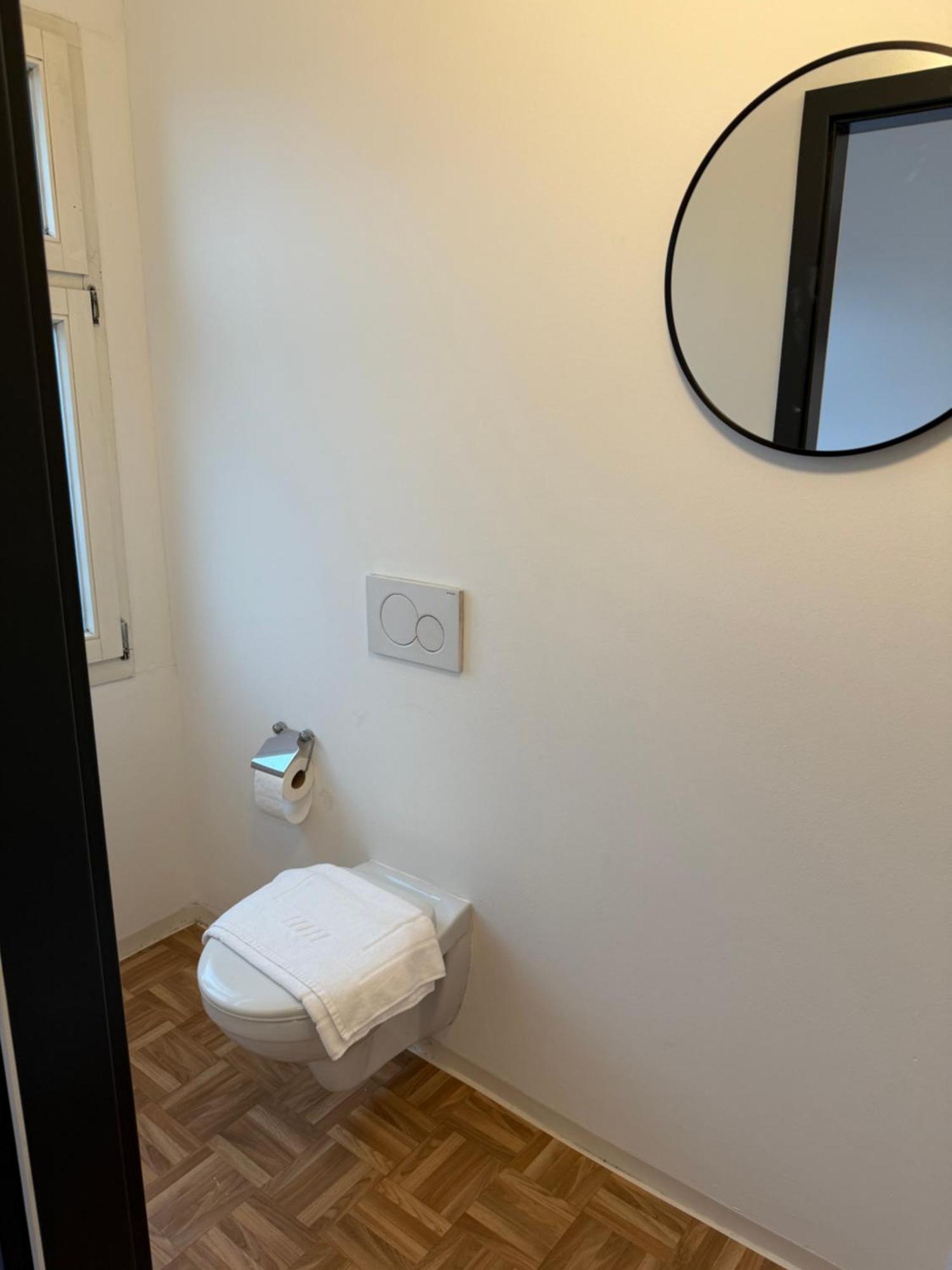 Crown Living Villa Blumenau Studios, Smarttv, Parkplatz 루스테나우 외부 사진