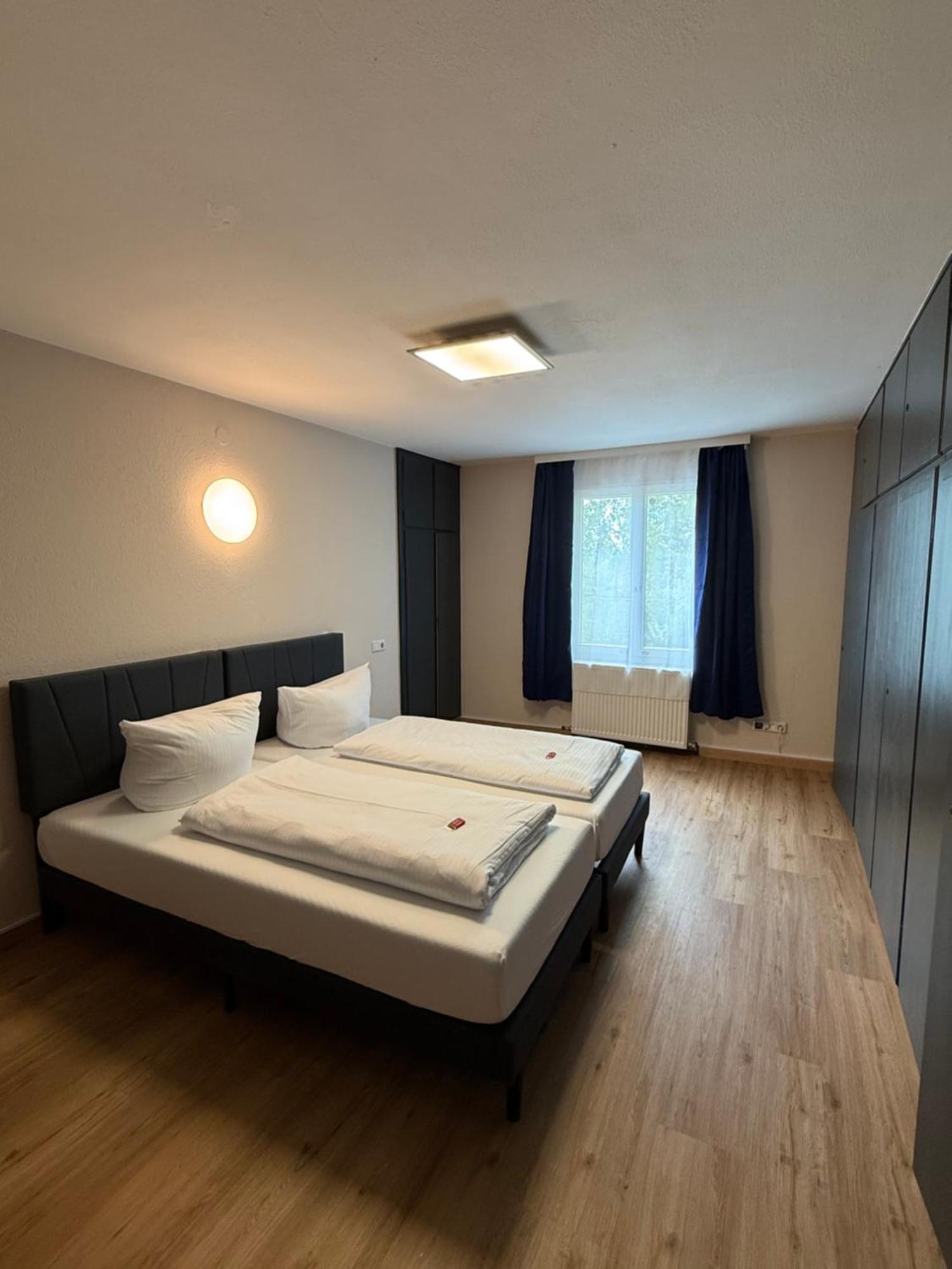 Crown Living Villa Blumenau Studios, Smarttv, Parkplatz 루스테나우 외부 사진